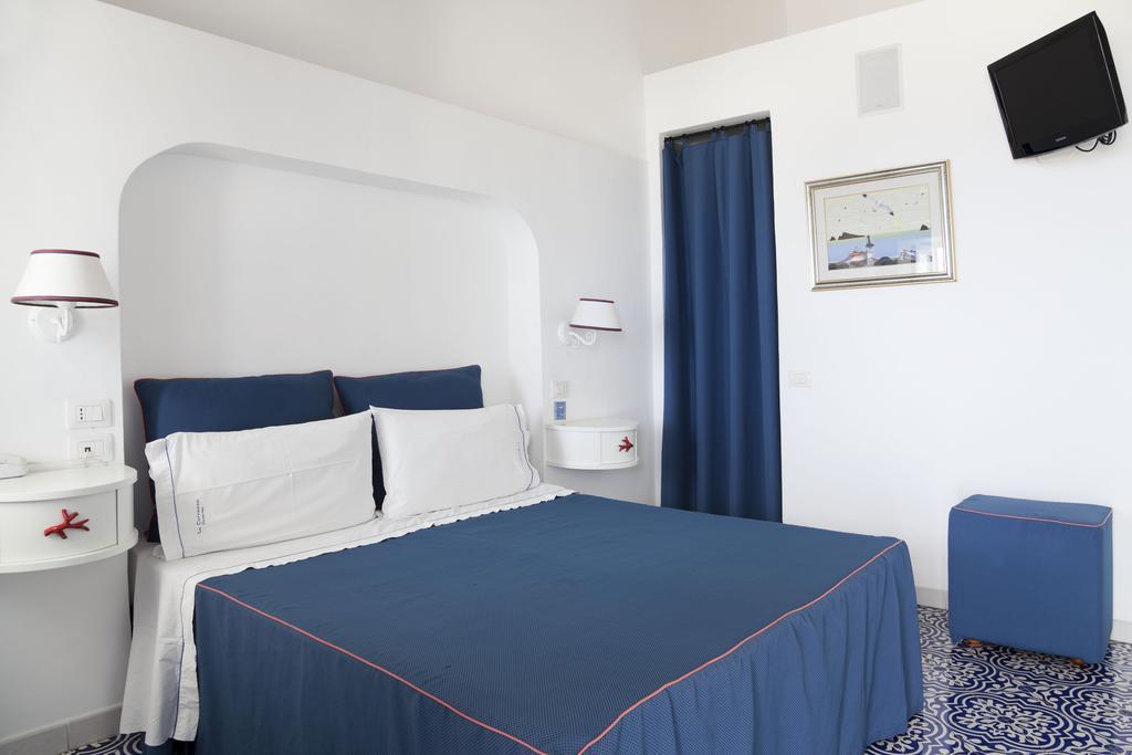 Hotel La Terrazza Panarea Exterior photo